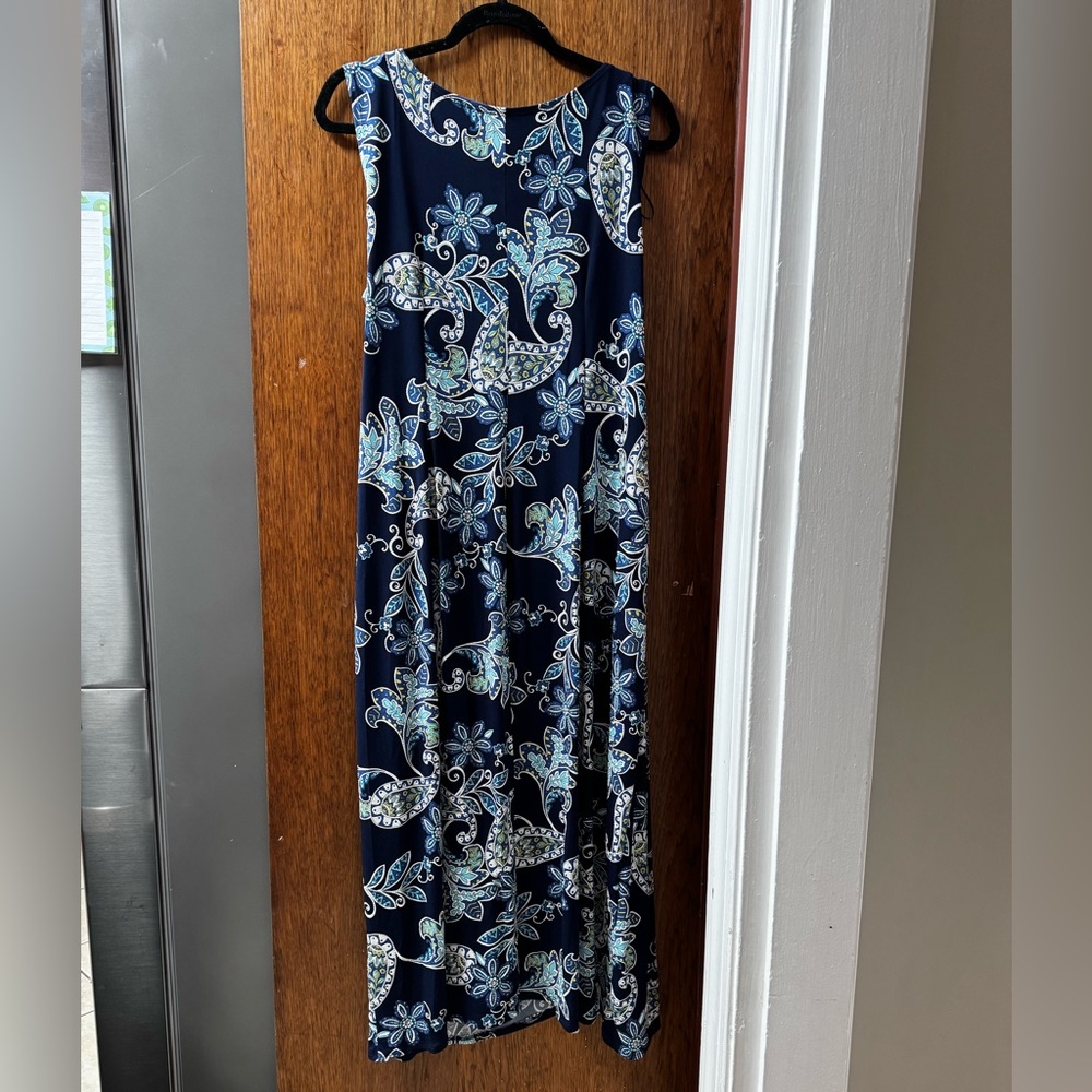 Robbie Bee Navy Paisley Sleeveless Maxi Dress - Picture 5 of 5